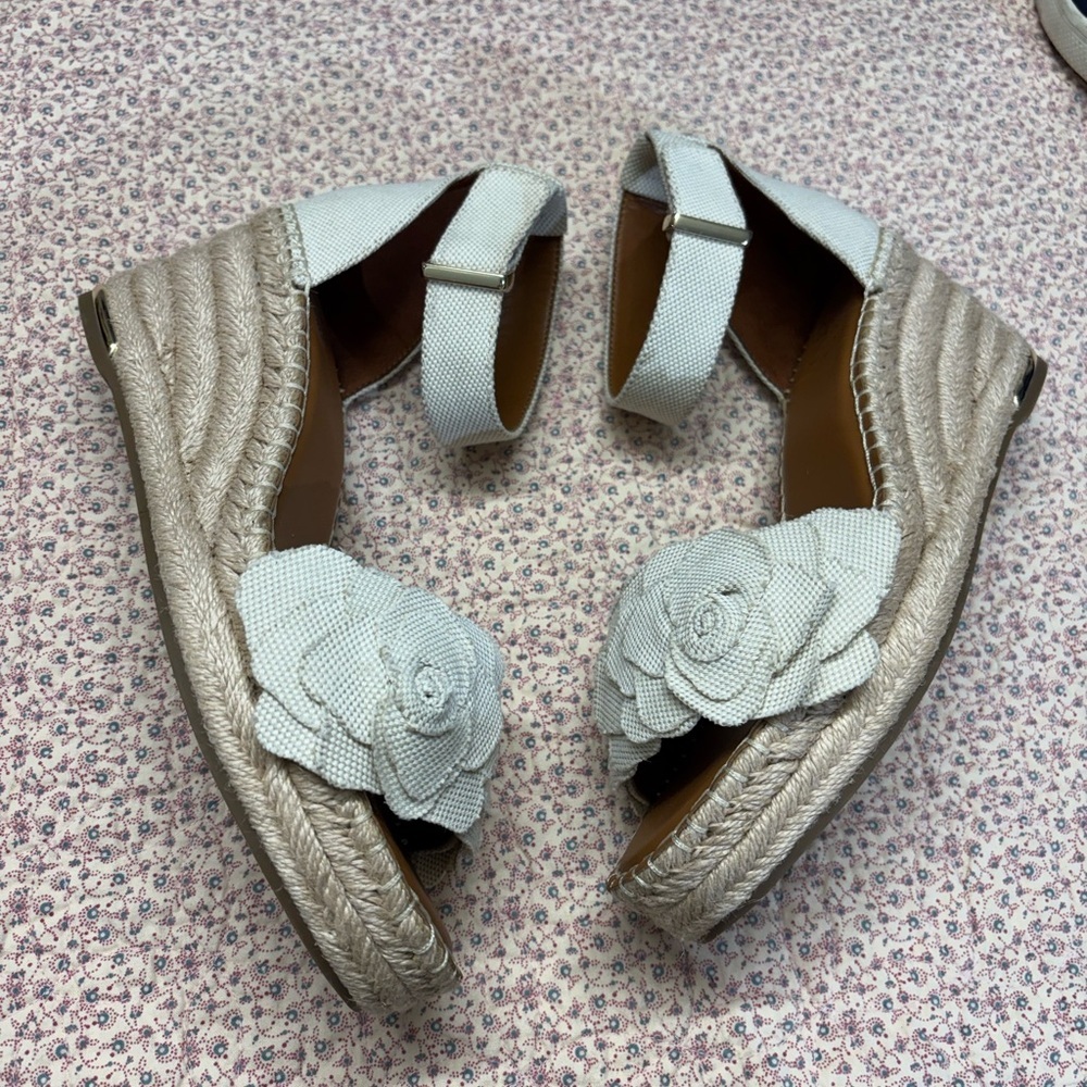 Franco Sarto Cream Wedge Sandals - Picture 4 of 7